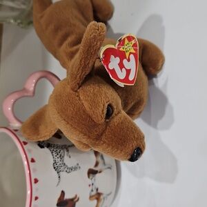 Ty Beanie Baby Weenie the dashhound Dog plush Toy 8"×5"